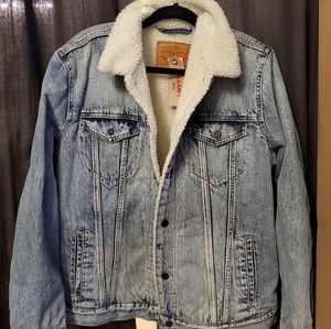 Levi's Sherpa Lined Trucker